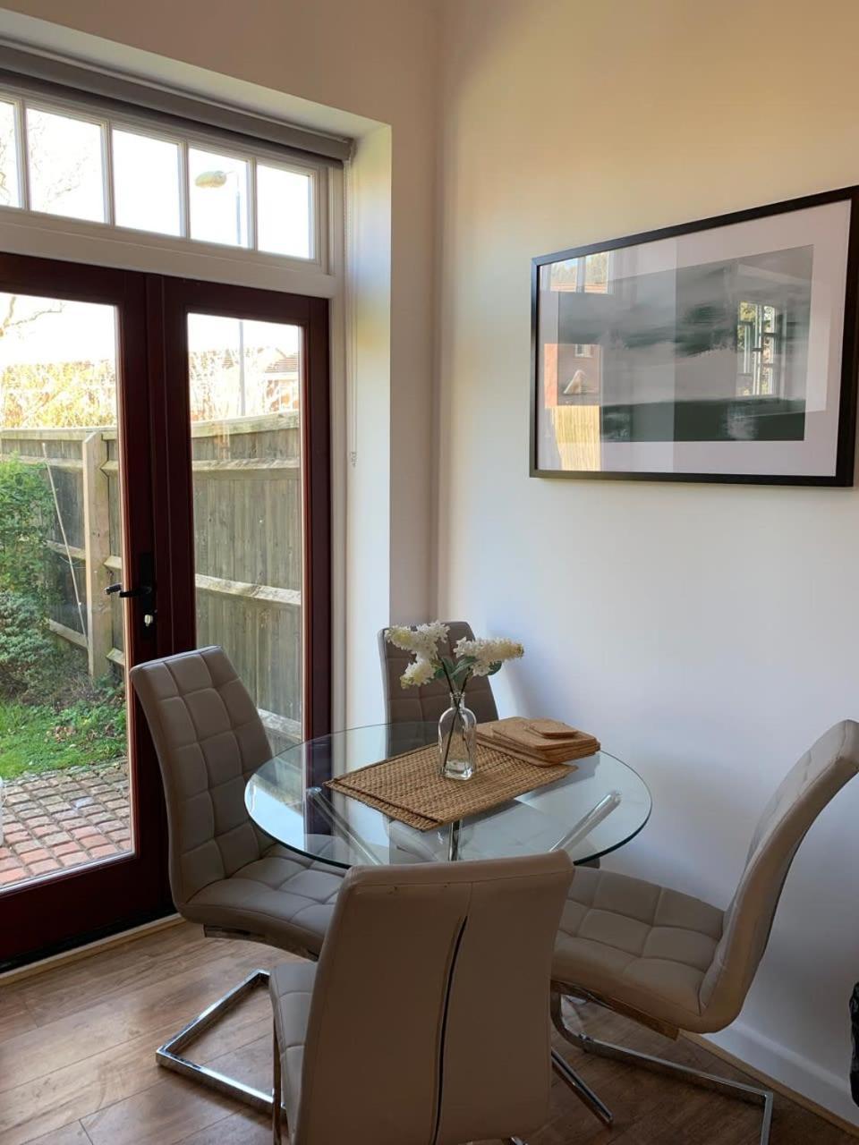 Ashbrook Lewis - Two Bedroom, Two Bathroom Cottage Nr Harwell Oxford 迪德科特 外观 照片
