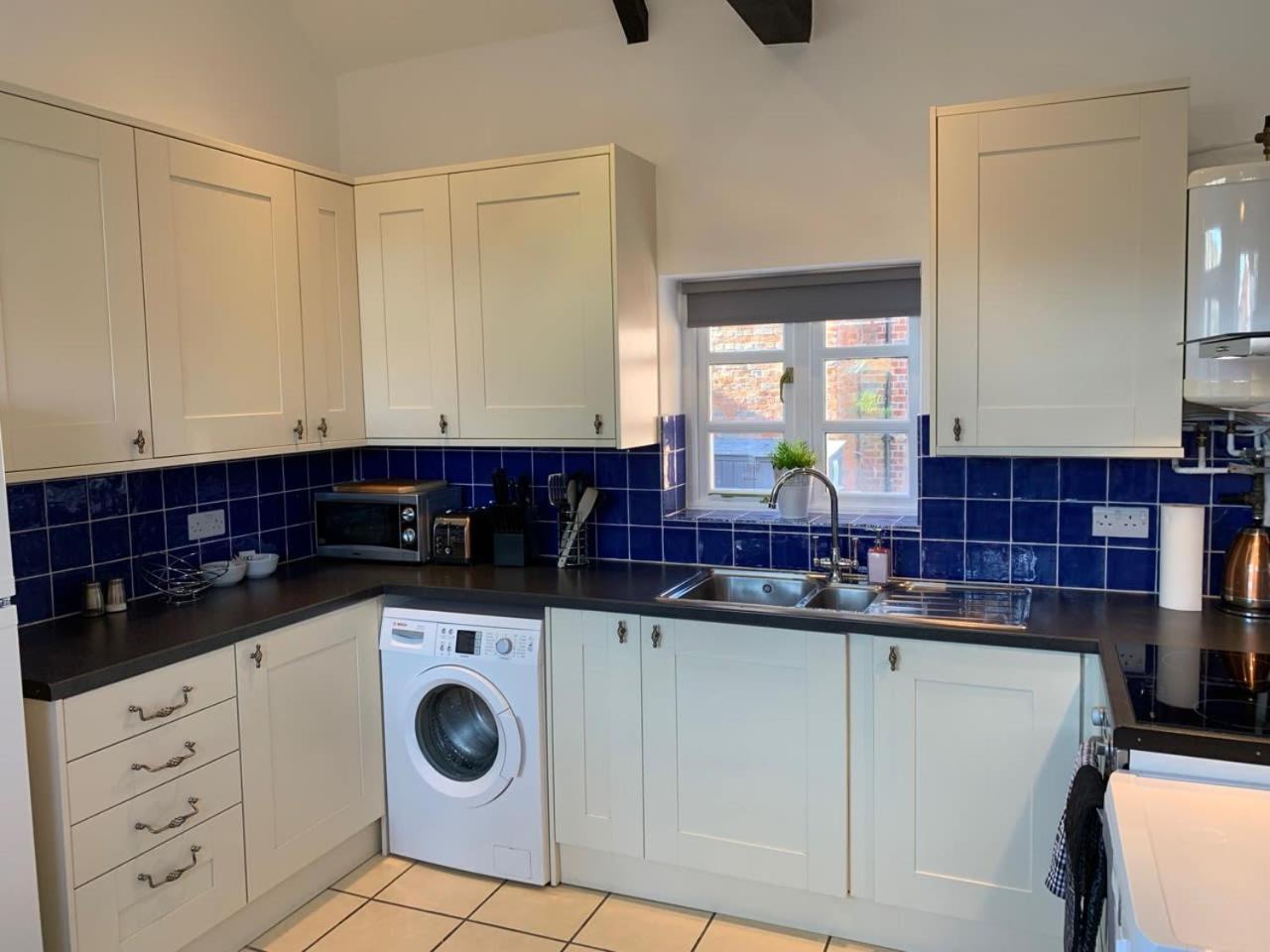 Ashbrook Lewis - Two Bedroom, Two Bathroom Cottage Nr Harwell Oxford 迪德科特 外观 照片