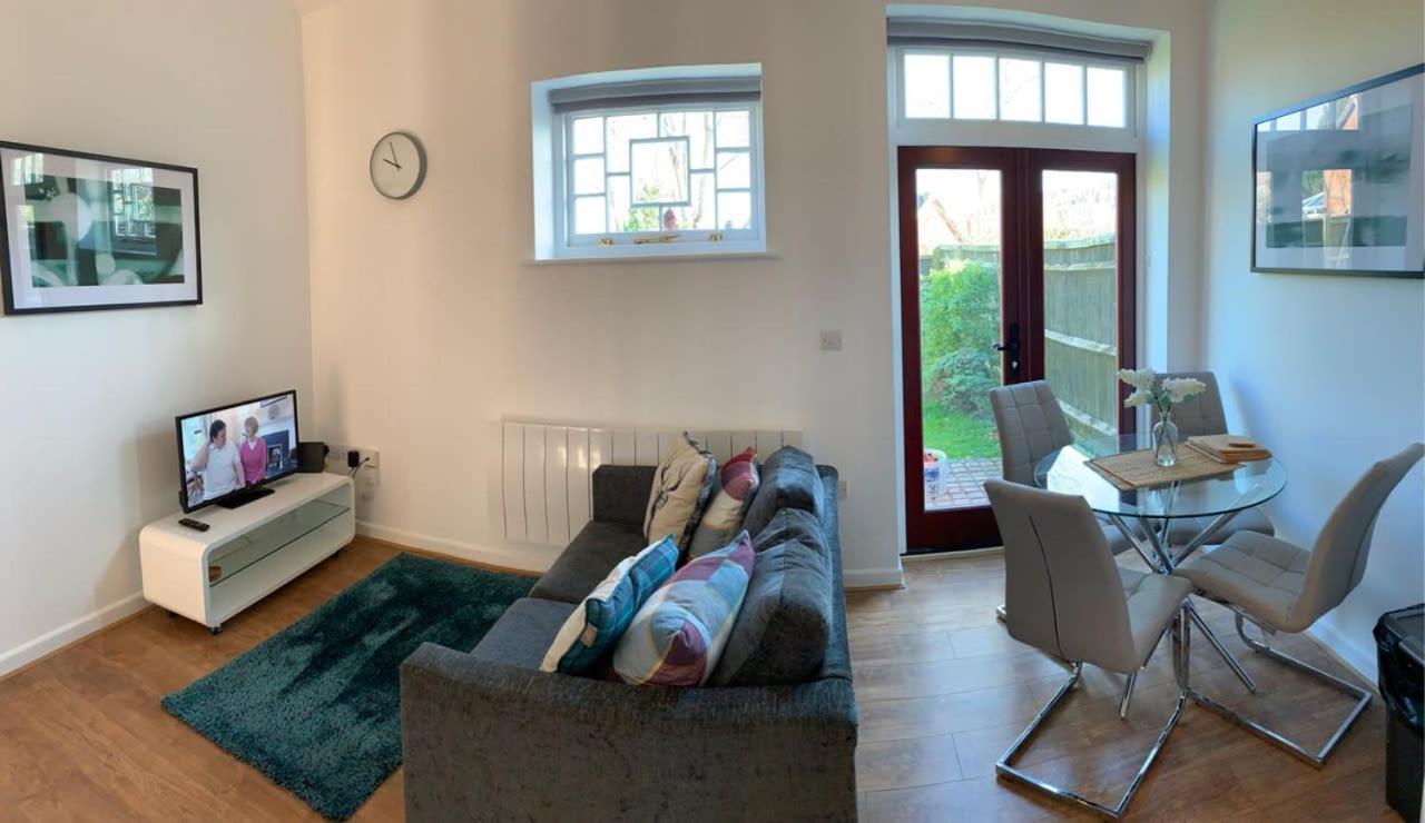 Ashbrook Lewis - Two Bedroom, Two Bathroom Cottage Nr Harwell Oxford 迪德科特 外观 照片
